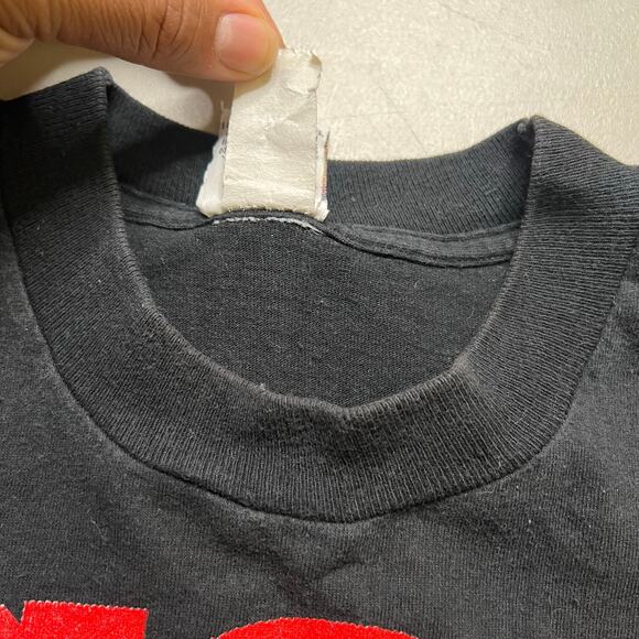 Vintage 1997 Looney Tunes Taz Got Game Shirt USA Made L Basketball Double Sided - Picture 9 of 13